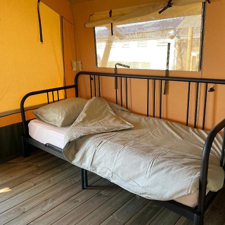 Luxe Safaritenten Petit013 - Nieuw Тилбург Экстерьер фото